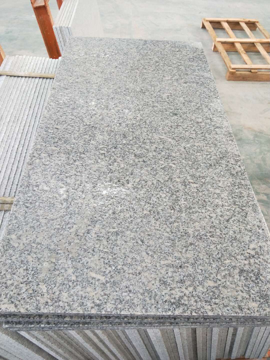 G602HB Grey Granite Slabs Light Grey Tiles